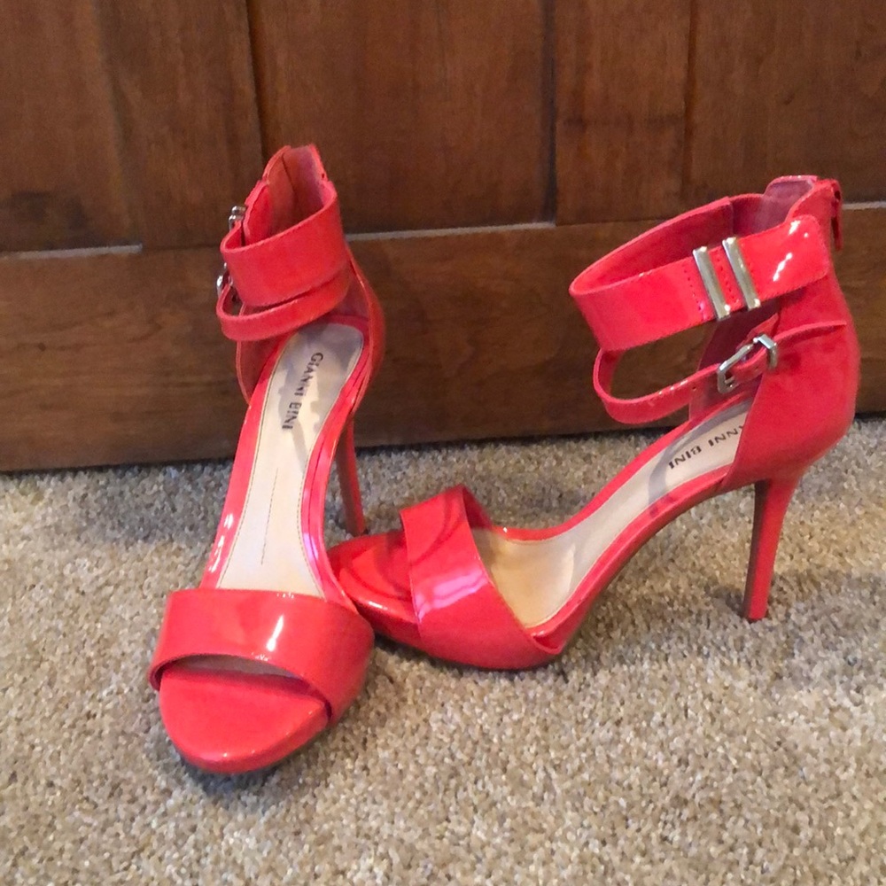 Gianni Bini Coral Heels